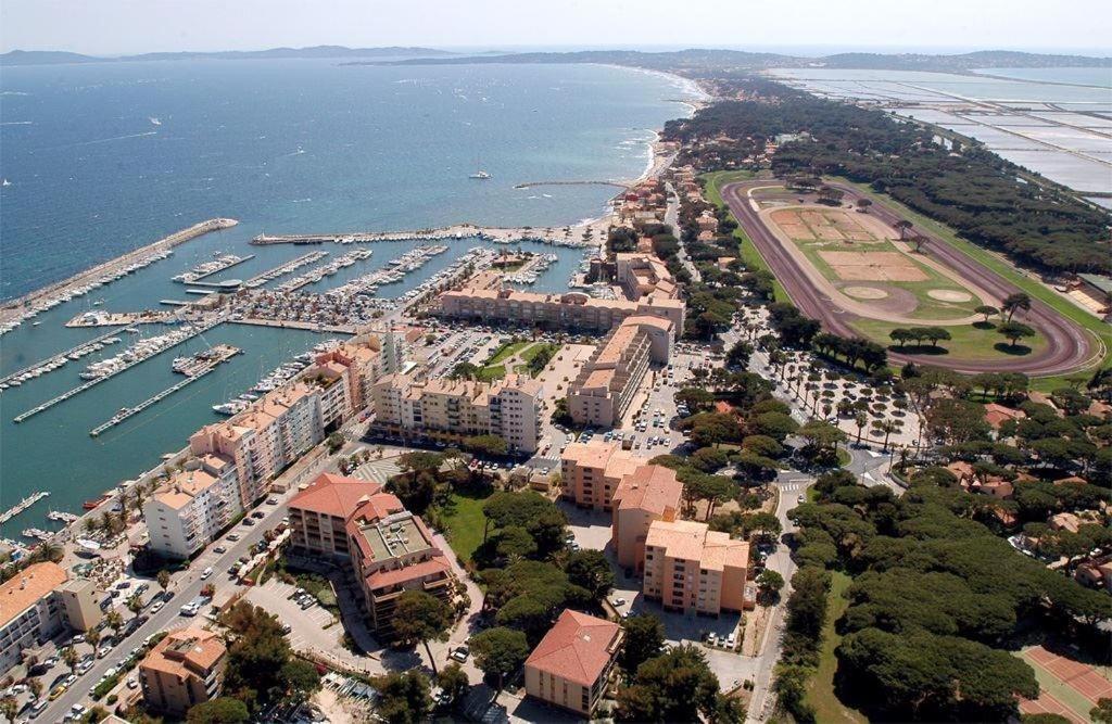 Spacieux Studio Sur Le Port De Hyères Eksteriør bilde