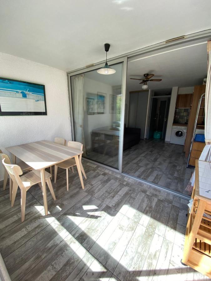 Spacieux Studio Sur Le Port De Hyères Eksteriør bilde