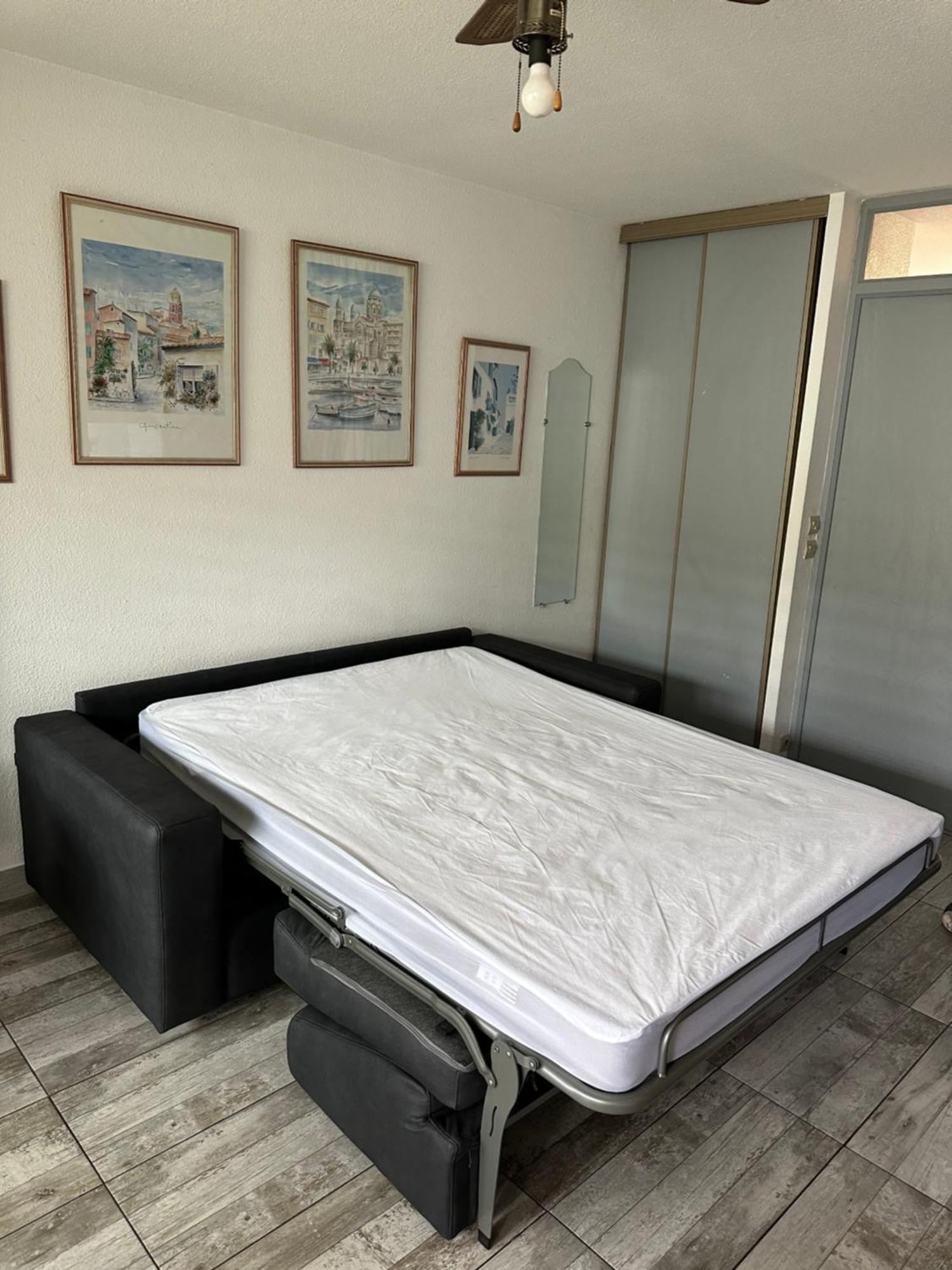 Spacieux Studio Sur Le Port De Hyères Eksteriør bilde